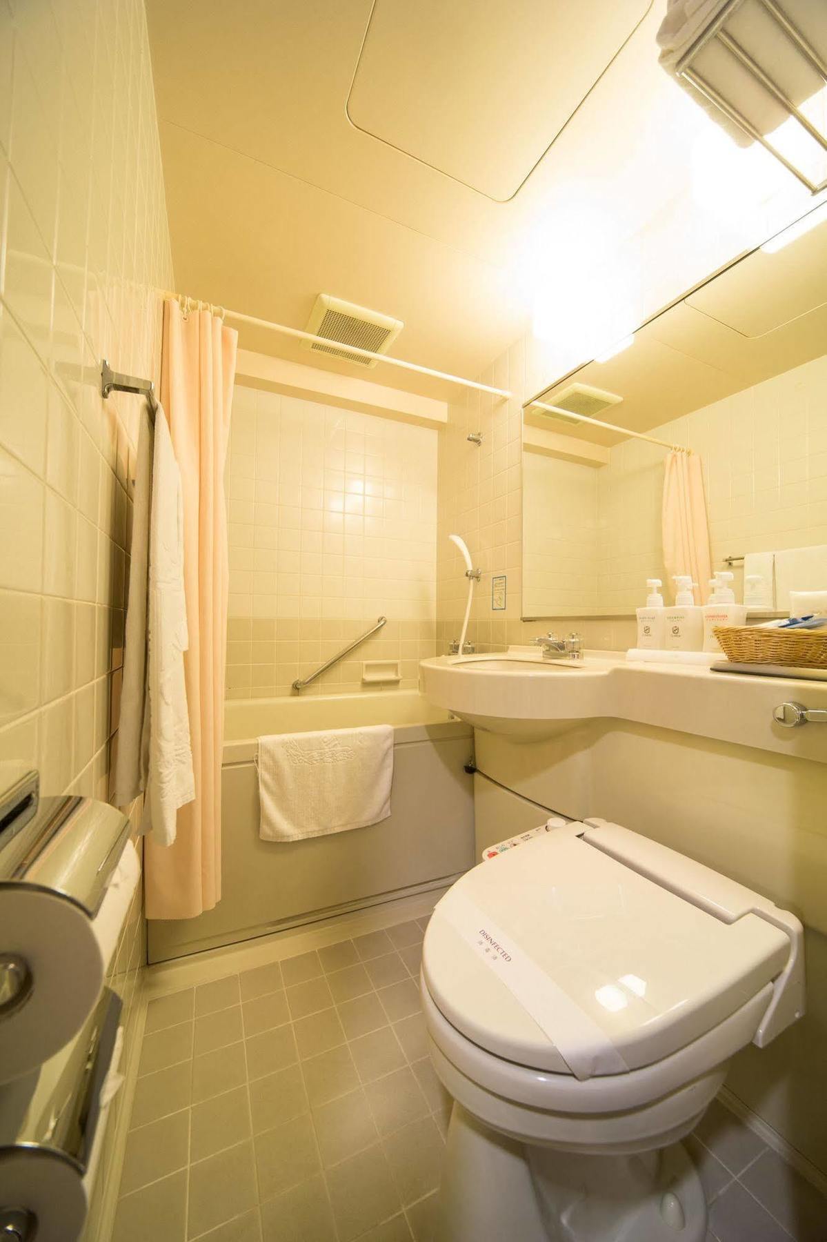 Hotel Claiton Esaka Suita Esterno foto